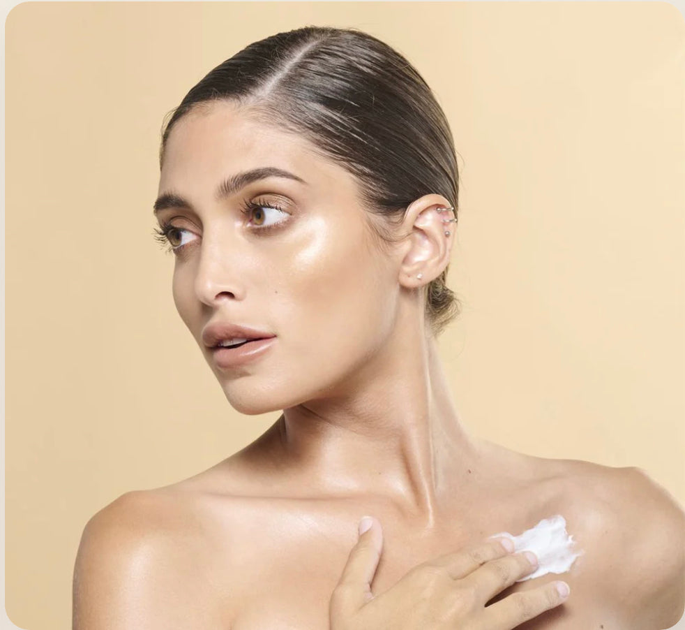 Carotonic Extreme Glow Renewing Body Lotion - Queens Beauty Line